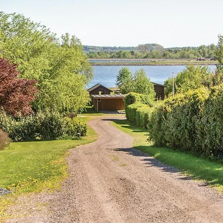 Three-bedroom Holiday In * Grevinge