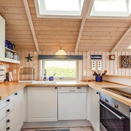 Three-bedroom Holiday In *
