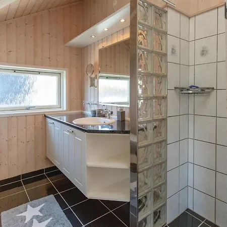 Casa vacanze Three-bedroom Holiday In Grevinge